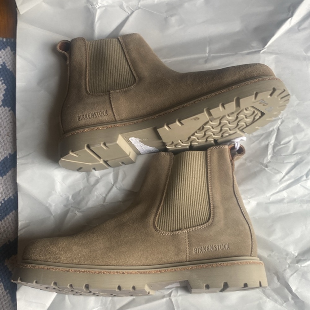 Birkenstock Women's Suede Chelsea Ankle Boots in Taupe - Picture 4 of 7